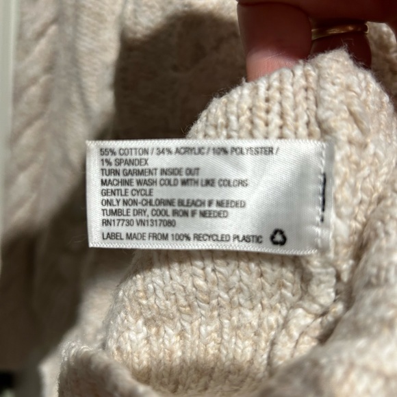 Soft Sweater - Picture 5 of 5